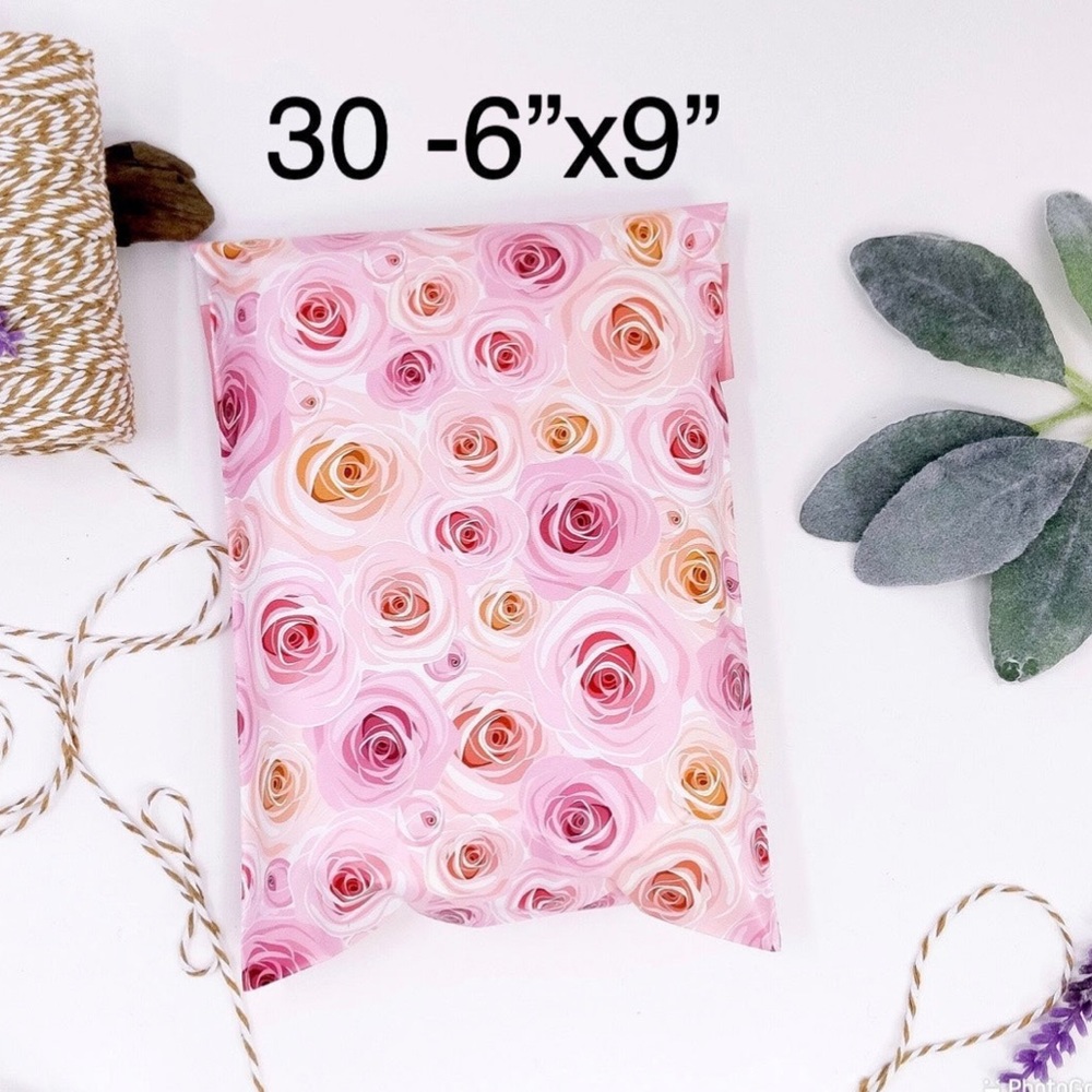 4/$20 -30 Pink Roses Poly Mailers 6”x9”